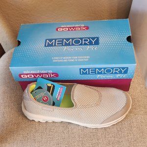 Skechers Go Walk Rival Womens Slip On Shoes Sz 8 Stone Memory Foam Fit